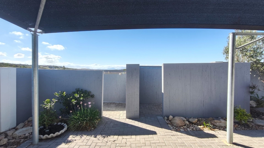 6 Bedroom Property for Sale in Island View Western Cape